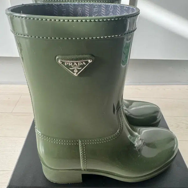 [BUNJANG] Prada Rain Boots Khaki Size 35 / 프라다 레인부츠