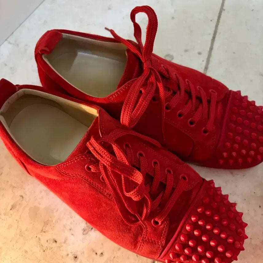 [BUNJANG] Christian Louboutin Louis Junior Spikes Red Sneakers / 크리스찬 루부탱 루이스 주니어 스파이크 레드 260