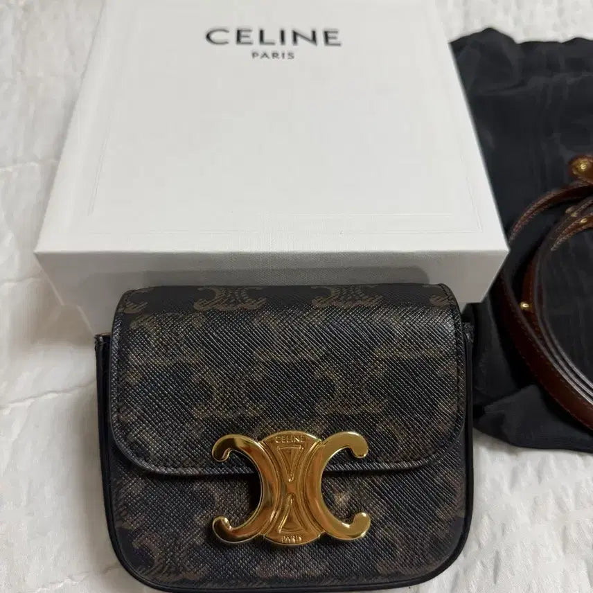 [BUNJANG] Celine Claude Triomphe Mini Bag Tan Leather / 셀린느 클로드 트리옹프 미니백
