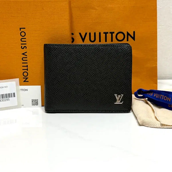 [BUNJANG] Louis Vuitton Multiple Wallet Taiga Bi-fold Wallet / (정품/A+)루이비통 멀티플 월렛 타이가 반지갑