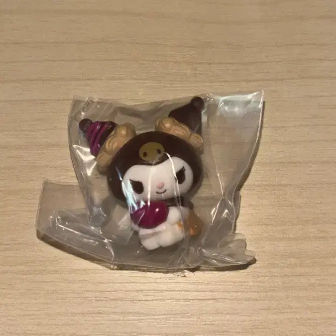[BUNJANG] Sanrio Characters Chocola-Doll Kuromi Figure (Sealed) / ((미개봉)) 산리오 캐릭터즈 초콜렛돌 쿠로미 피규어