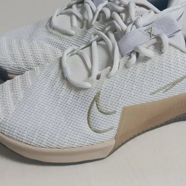 [BUNJANG] Nike W Metcon 9 Training Shoes (DZ2537-104) / 나이키 W 메트콘 9 (DZ2537-104) 역도화 크로스핏화//245
