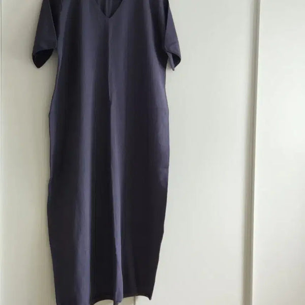 [BUNJANG] Navy V-neck Knit Long Dress / 네이비색 브이넥 니트롱 원피스