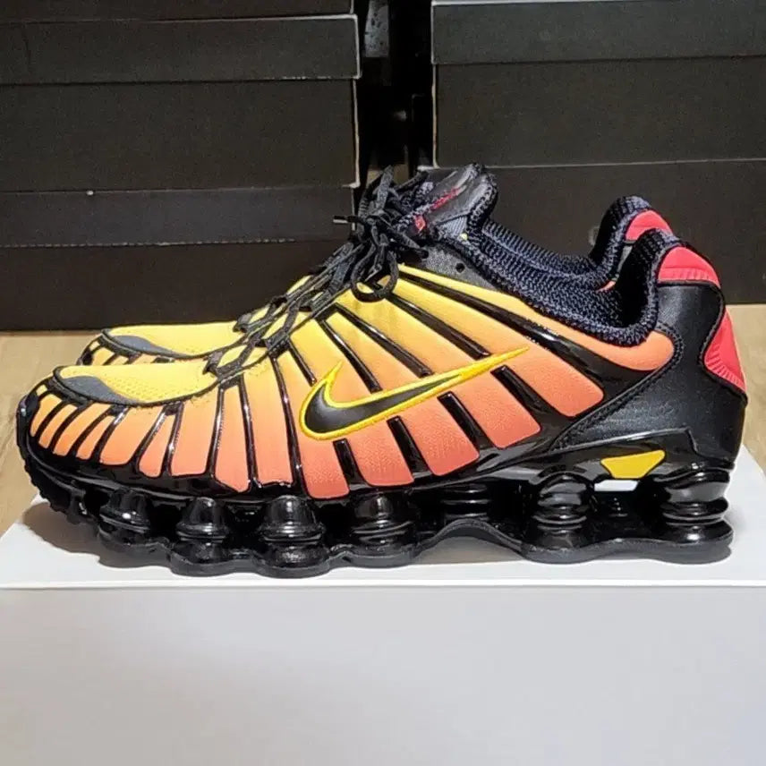 [BUNJANG] Nike Shox TL Sunrise Sneakers / 나이키 샥스 290 TL 선라이즈