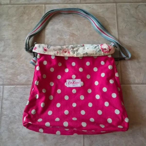 [BUNJANG] Cath Kidston Red Dot Reversible Crossbody Bag / 캐스키드슨 레드 도트 크로스백(양면)