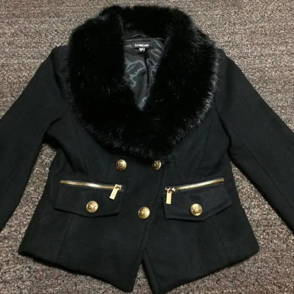 [BUNJANG] Bebe Gold Fur Cropped Coat / bebe 베베 금장 퍼 크롭 코트