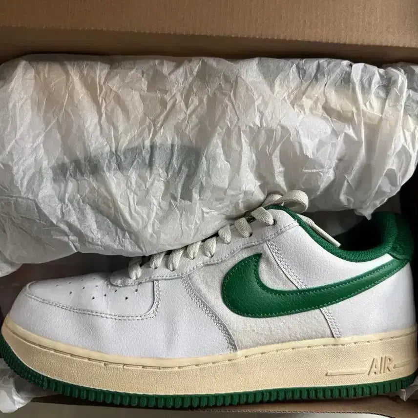 [BUNJANG] Nike Air Force 1 '07 Varsity Green / (285)나이키 에어포스 바시티 그린