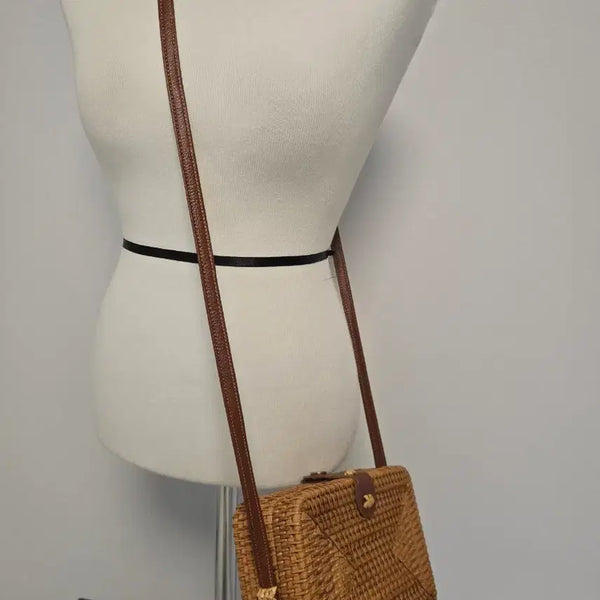 [BUNJANG] Rattan Shoulder Bag Brown / A(새상품)라탄 숄더백 브라운