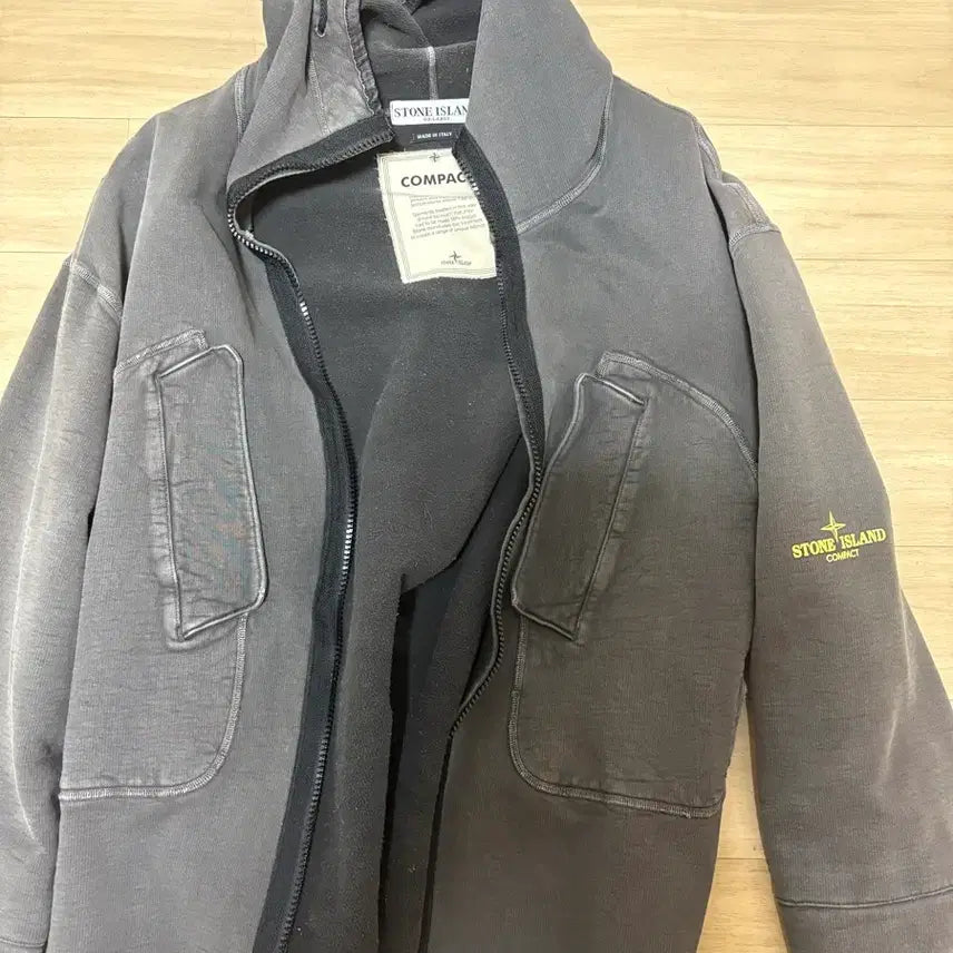 [BUNJANG] Stone Island Compact Hooded Zip-Up Grey / 스톤아일랜드 컴팩트 후드 집업 그레이