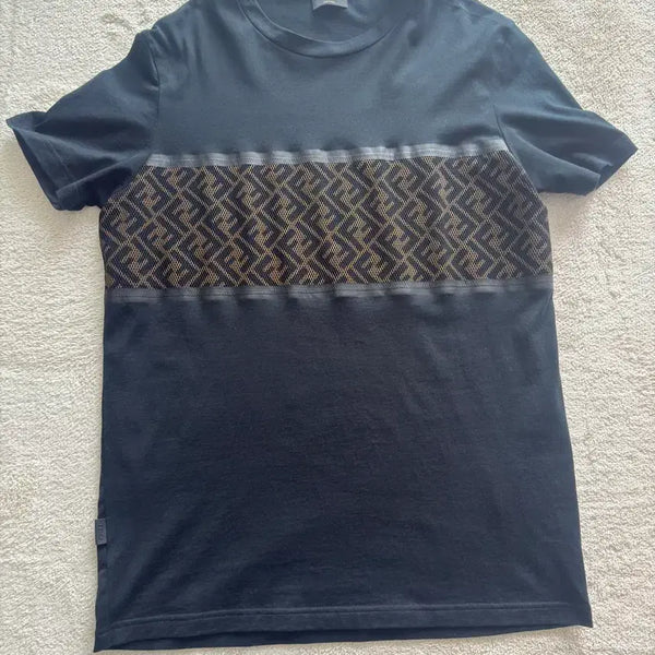 [BUNJANG] Fendi T-Shirt / 새상품 펜디 티셔츠팝니다.