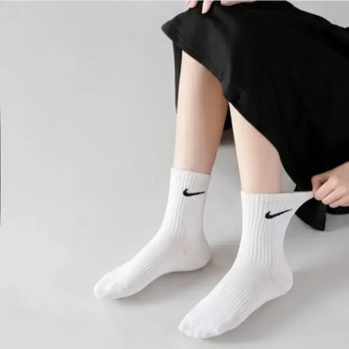 [BUNJANG] Nike Crew Socks (Double/Single Sole Option) - 10 Pairs / 나이키 중목 10켤레 (이중바닥,단바닥 선택가능)