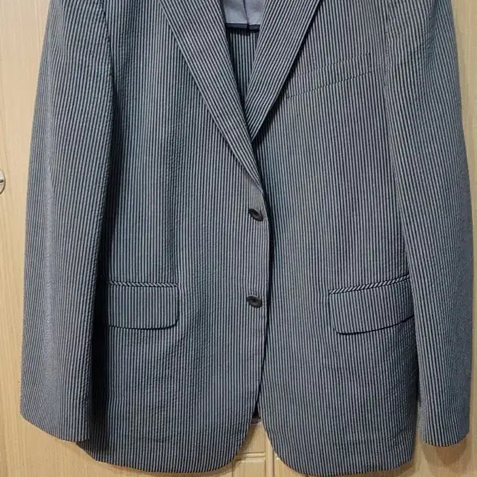 [BUNJANG] PAT Men's Stripe Jacket Size 100 / 스트라이프 남성 자켓(PAT)100
