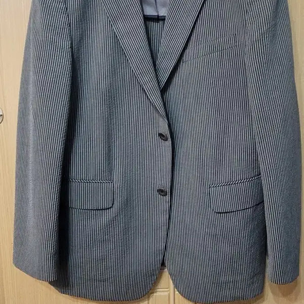 [BUNJANG] PAT Men's Stripe Jacket Size 100 / 스트라이프 남성 자켓(PAT)100
