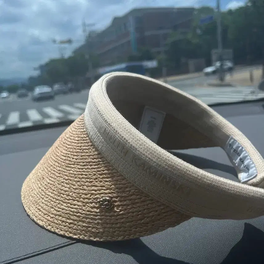 [BUNJANG] Helen Kaminski Raffia Sun Visor Bianca / 헬렌카민스키 라피아 썬바이저(비앙카)