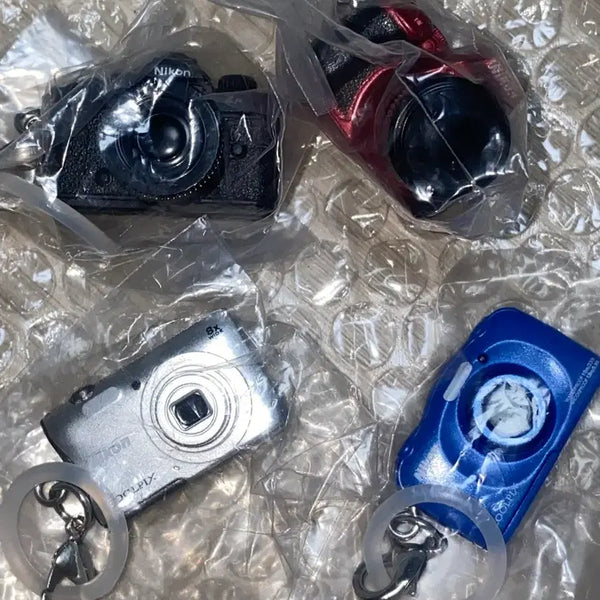 [BUNJANG] Nikon Mejiro Gacha Charm Camera Silver, Black, Blue Bundle Set / (4종 일괄)니콘 메지루시 가챠 키링 카메라 실버 블랙 블루 폰