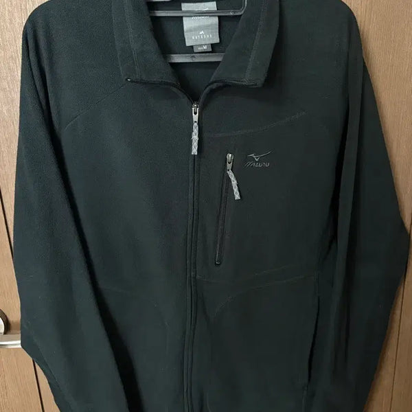 [BUNJANG] MIZUNO Black Fleece Zip-Up Jacket M / MIZUNO 미즈노 블랙 후리스 집업 M