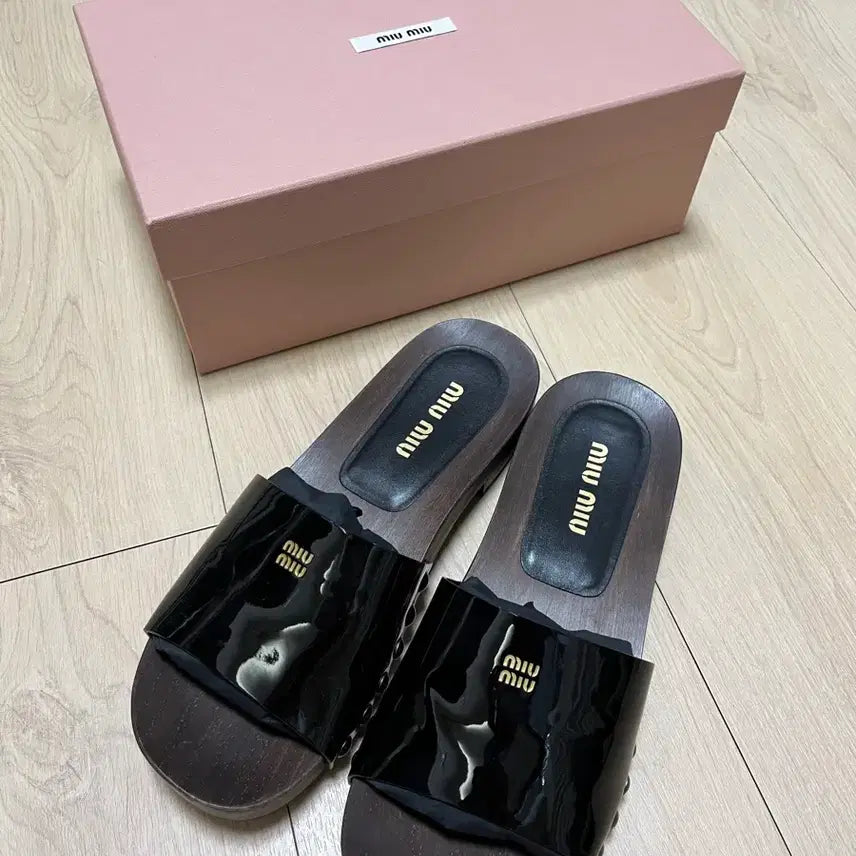 [BUNJANG] Miu Miu Slide 38 / 미우미우 슬라이드 38