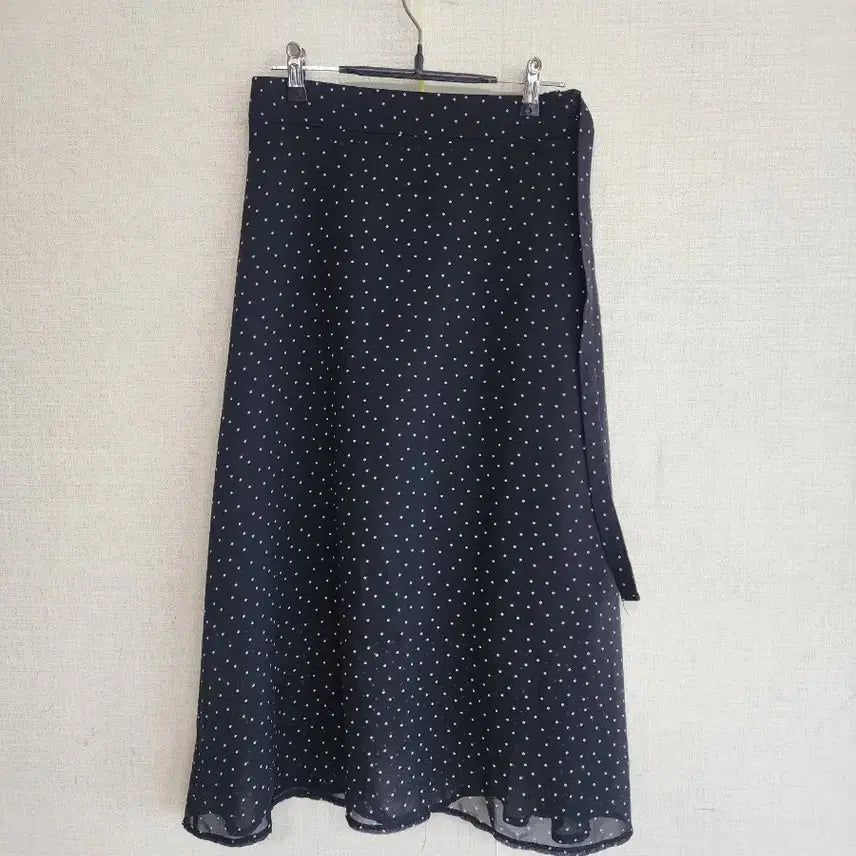 [BUNJANG] Black Polka Dot Chiffon Long Skirt / 블랙 땡땡이  쉬폰 스커트