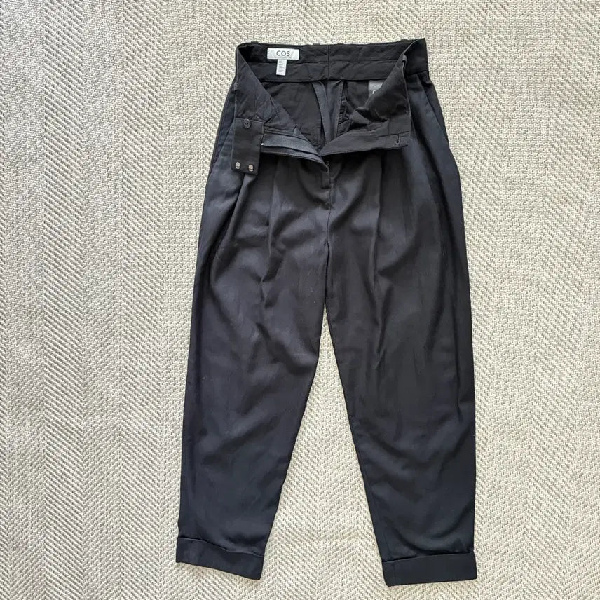 [BUNJANG] COS Tapered Black Pants / 코스 COS 테이퍼드 블랙 팬츠