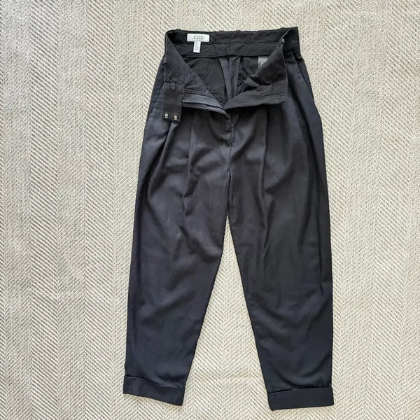 [BUNJANG] COS Tapered Black Pants / 코스 COS 테이퍼드 블랙 팬츠