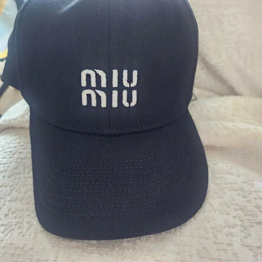 [BUNJANG] Miu Miu Ball Cap / 미우미우 볼캡