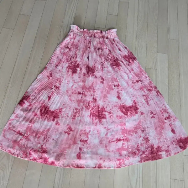 [BUNJANG] Pink Tie-Dye Pleated Chiffon Skirt M / 일본에서 구매한 핑크 타이다이 플리츠 쉬폰 스커트 M