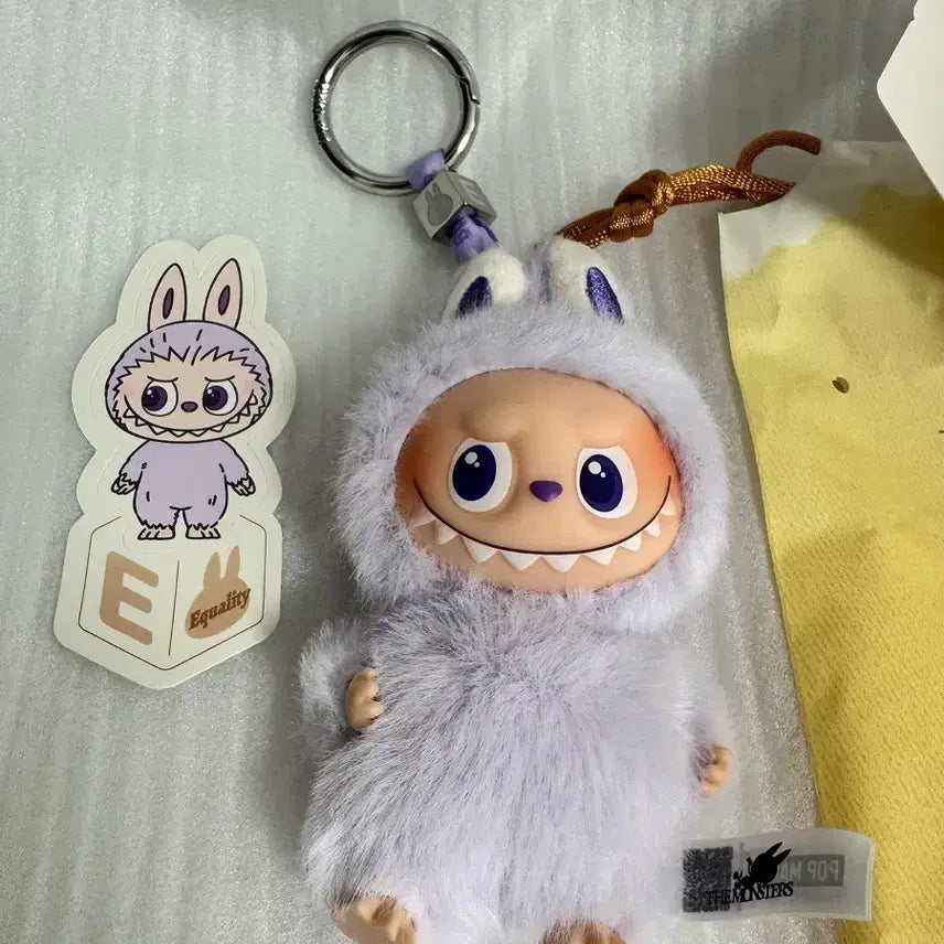 [BUNJANG] Labubu Password Series Alphabet E Plush Keychain / (정품) 라부부 비밀번호 시리즈 인형 키링 알파벳 E