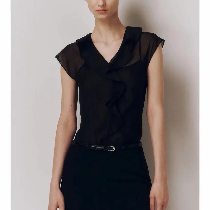 [BUNJANG] Kinder Salmon Gamache Fluid Blouse Black / 킨더살몬 Gamache Fluid Blouse Black