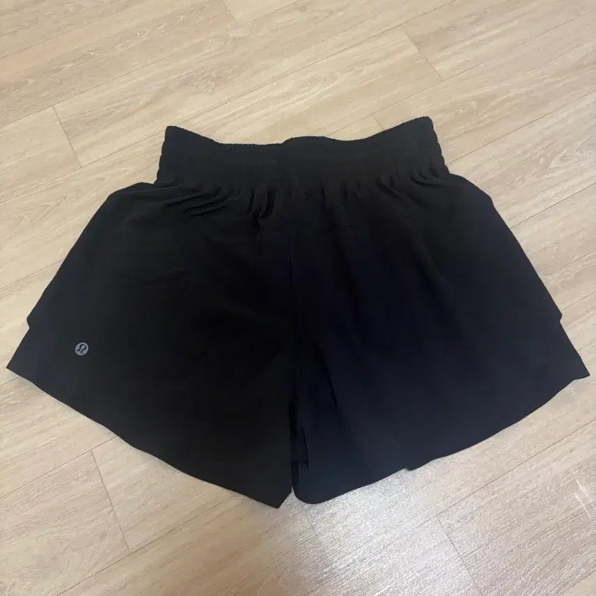 [BUNJANG] Lululemon Align High-Rise Running Shorts Black XS / 룰루레몬 셰이크 잇 아웃 하이라이즈 러닝 쇼츠 블랙 XS (KR 55)