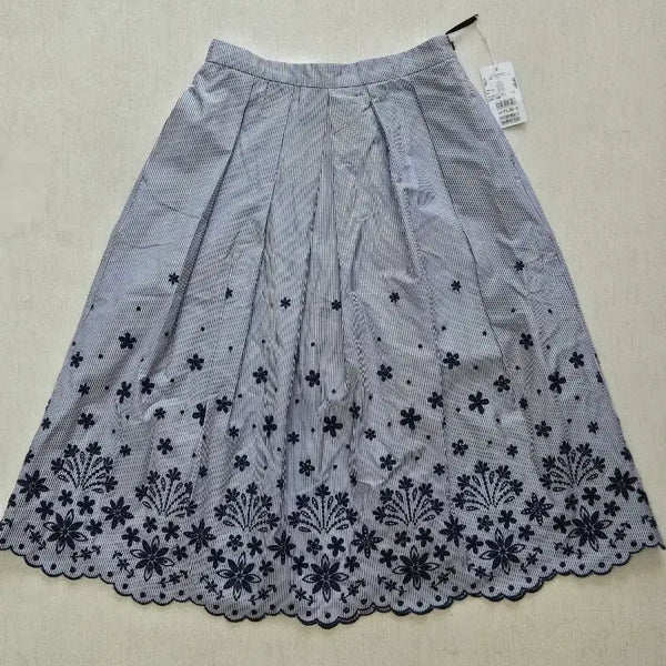[BUNJANG] ef-de Striped Embroidered Skirt Size 7 (New) / 일본 백화점 구매 ef-de 스트라이프 자수 스커트 7 (새상품)