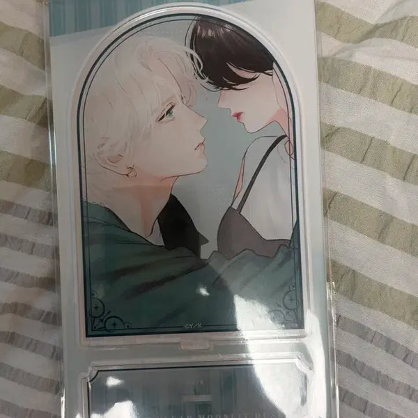 [BUNJANG] Sealed Beautiful Early Evening Moon Acrylic Stand / 미개봉) 아름다운 초저녁달 아크릴 스탠드