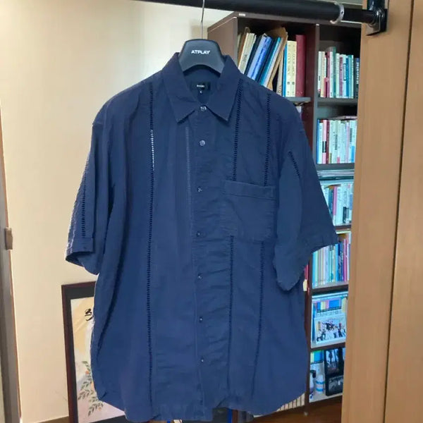 [BUNJANG] BEAMS 24SS Lace Detail Short Sleeve Shirt Dark Navy / BEAMS 빔즈 24SS 레이스 디테일 반팔 셔츠 size M