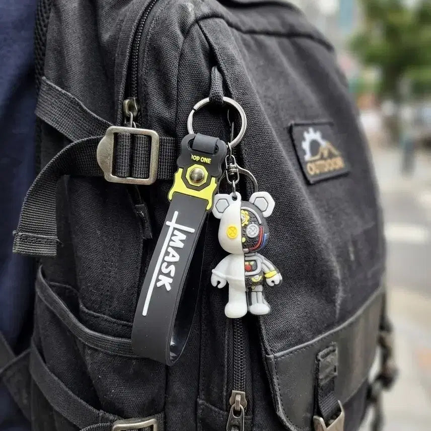 [BUNJANG] Half & Half Teddy Bear Robot Keychain (White/Black) / 반반 곰돌이 로봇 키링 (화이트/블랙)