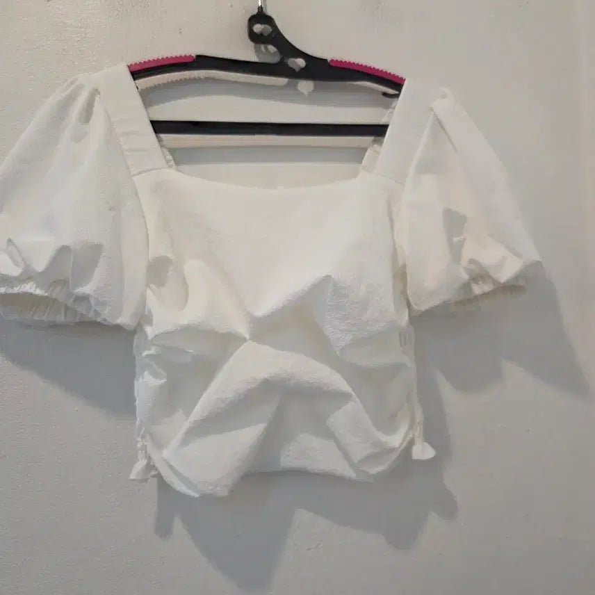 [BUNJANG] Puff Sleeve Square Neck Cropped Top - White / 퍼프 소매 스퀘어넥 크롭 탑 화이트 가43