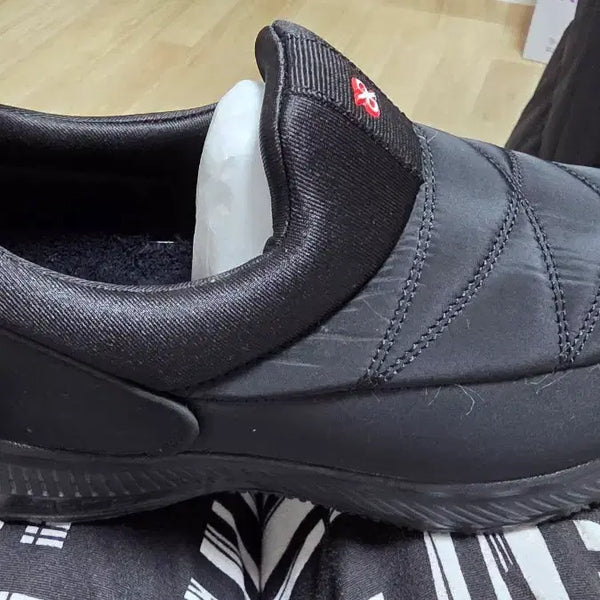 [BUNJANG] Rollips Padded Slip-on Shoes Black 245 / 롤립스 방한 패딩 슬립온 블랙245