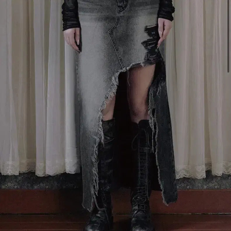 [BUNJANG] Bohemian Seoul Destroyed Denim Long Skirt Gray L / 보헤미안서울) Destroyed Denim Long Skirt GR L