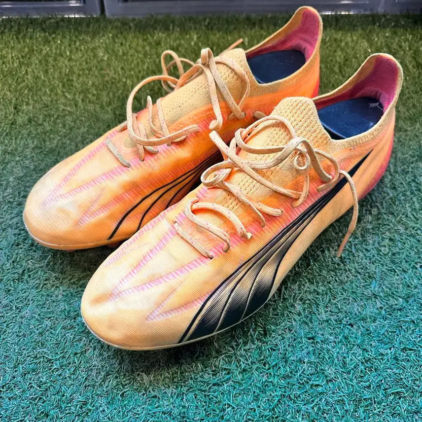 [BUNJANG] Puma Ultra MG Soccer Cleats 280 / 푸마 울트라 mg 축구화280 판매해요