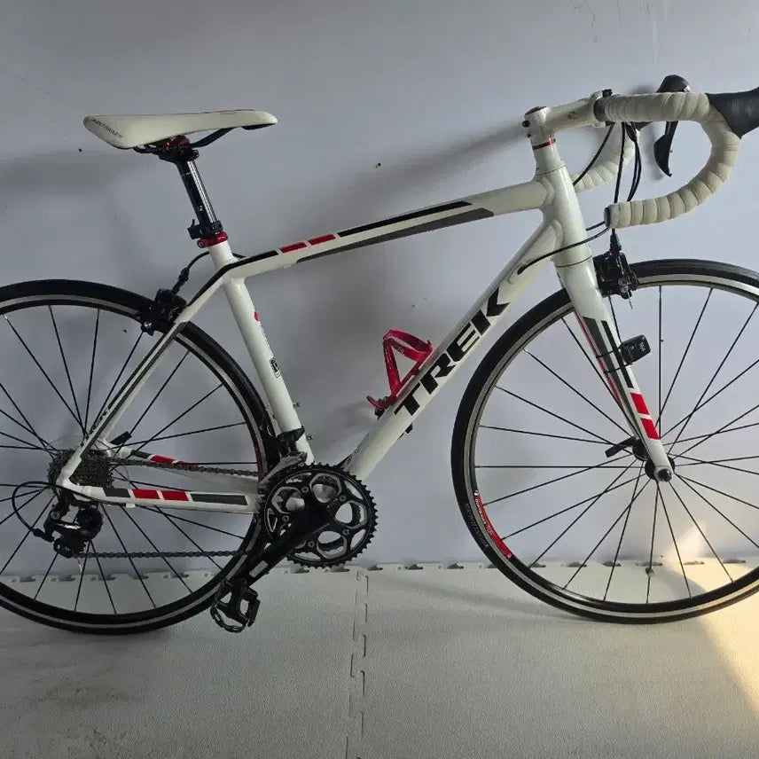 [BUNJANG] Trek Madone 2.1 Road Bike Shimano 105 22-Speed / 트렉 마돈 2.1 로드 자전거 판매합니다 (시마노 105 22단)