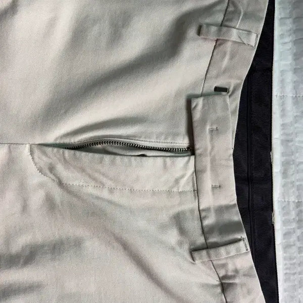 [BUNJANG] Concept One Straight Fit Chino Pants Beige Size 31 / 컨셉원 스트레이트핏 치노팬츠 31
