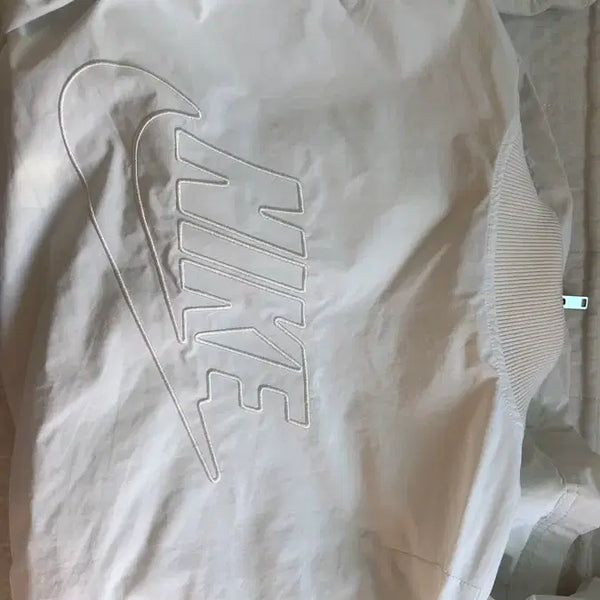 [BUNJANG] Nike Bomber Jacket / 나이키 봄버자켓 흰색