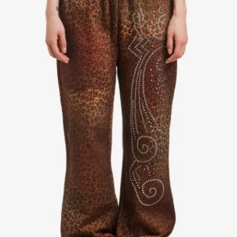 [BUNJANG] Praying Leopard Studded Pants / praying 프레잉 스터드팬츠 레오파드