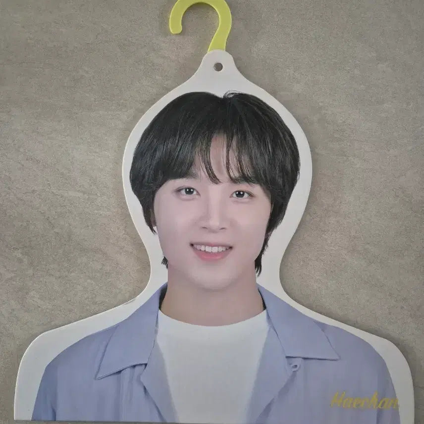 [BUNJANG] Mori Fantasy Limited Edition Haechan Photo Hanger / 모리 판타지 한정 경품 포토 행거 해찬