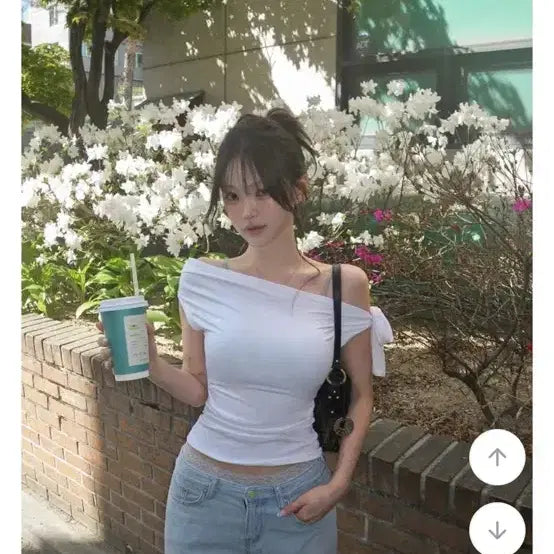 [BUNJANG] Hipnatic Draping Strap T-Shirt / 히프나틱 드레이핑 스트랩 티셔츠