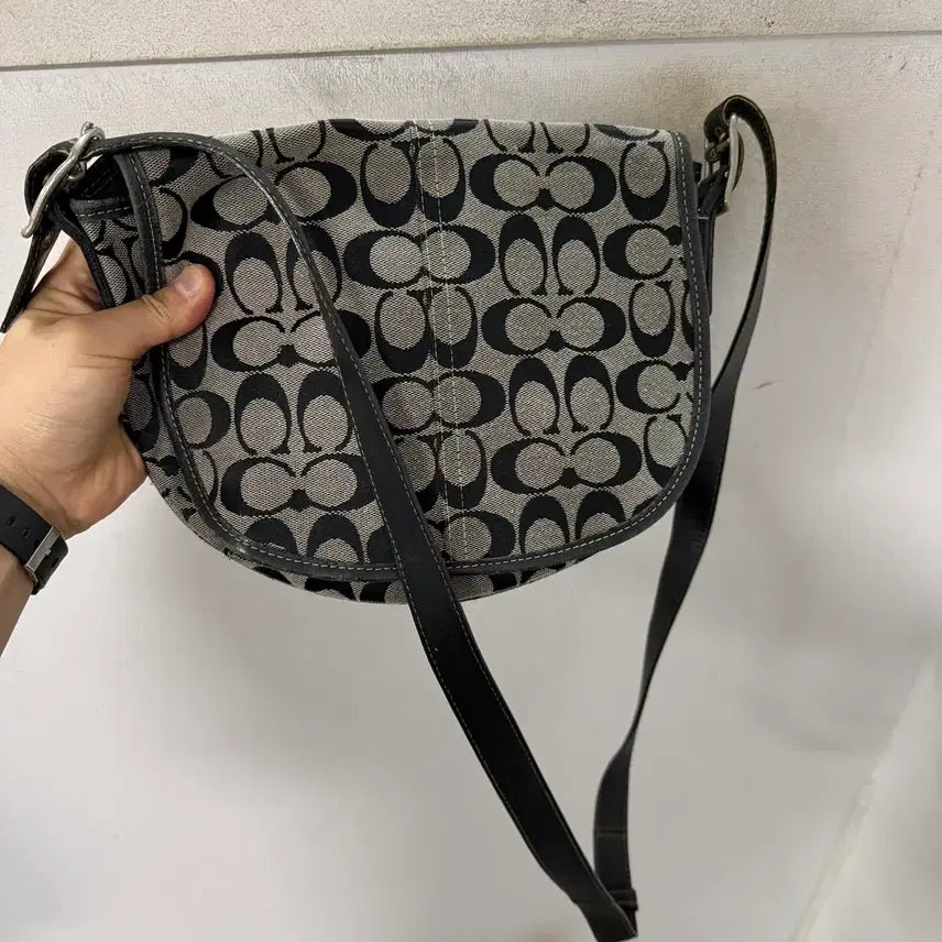 [BUNJANG] Coach Signature Canvas Crossbody Bag / 코치 시그니처 캔버스 크로스백