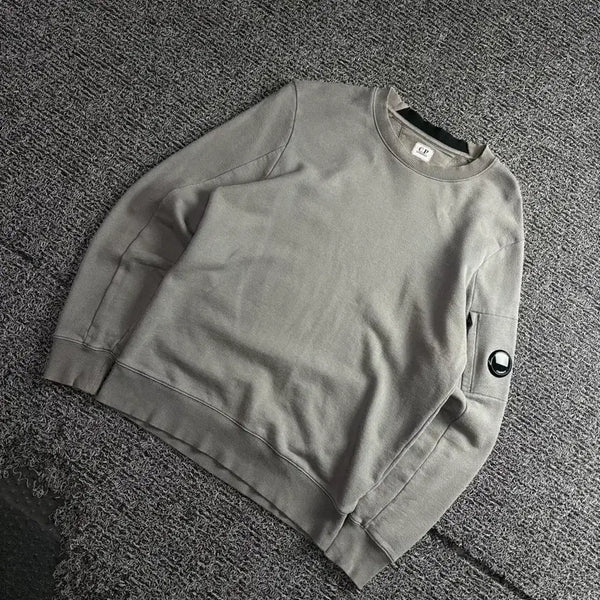 [BUNJANG] CP Company Signature Lens Crewneck Sweatshirt / CP 컴퍼니의 시그니처 렌즈 크루넥 맨투맨 4837