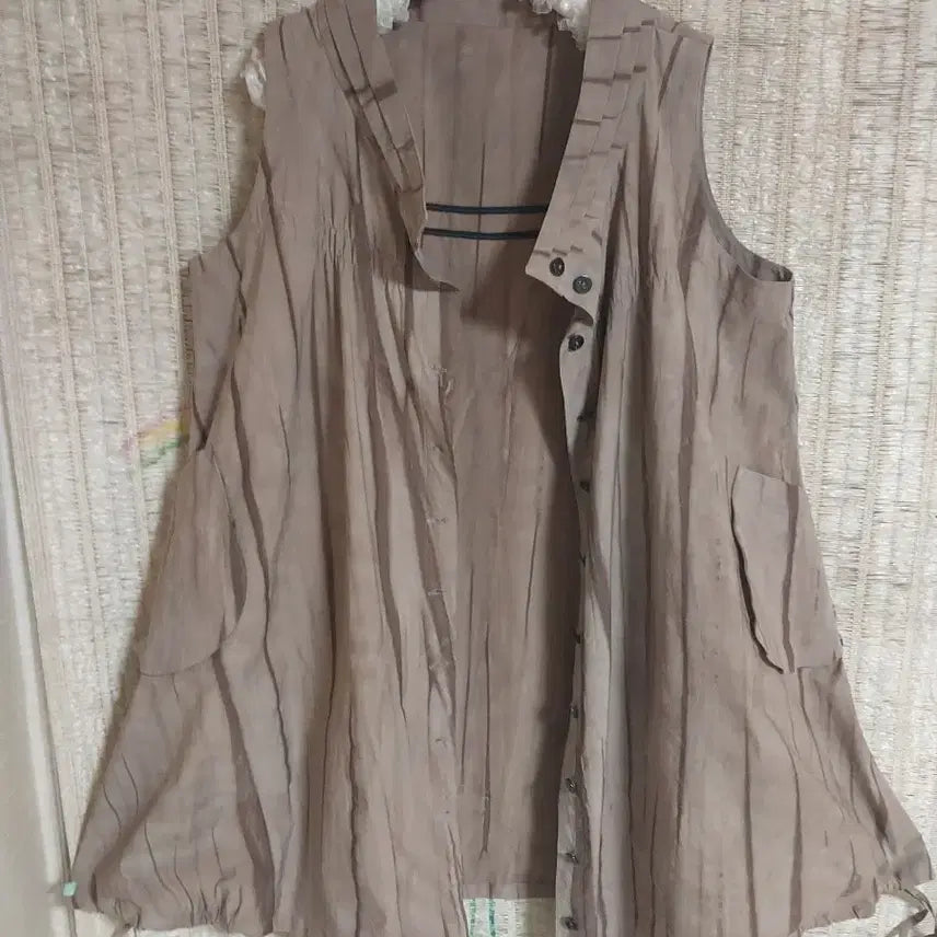 [BUNJANG] Beige Sleeveless Long Shirt (Size 77) / 베이지색 민소매 롱셔츠 77