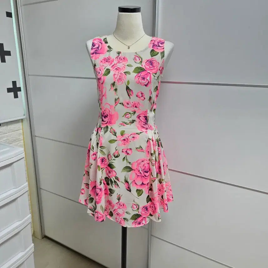 [BUNJANG] Imported Flower Sleeveless Dress / (새제품)수입 플라워 원피스