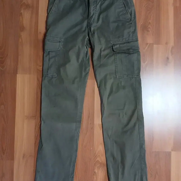 [BUNJANG] H&M & Uniqlo Cotton Pants Bundle Set / H&M,유니클로 팬츠 3장 일괄판매