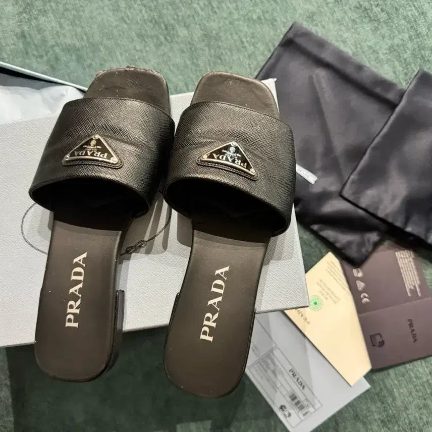 [BUNJANG] Prada Saffiano Slides Black / 프라다 사피아노 슬라이드 36 블랙