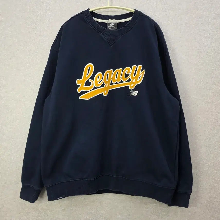 [BUNJANG] New Balance Legacy Logo Sweatshirt / 뉴발란스 레거시 로고 맨투맨 NEW BALANCE